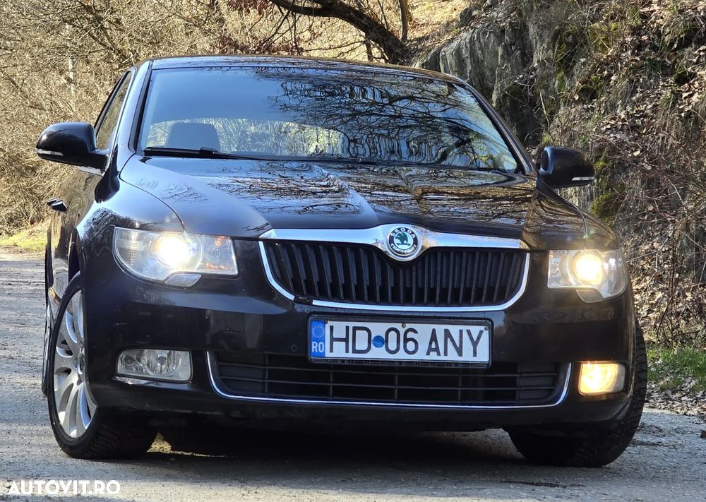 Skoda Superb 2.0 TDI Elegance DSG - 12