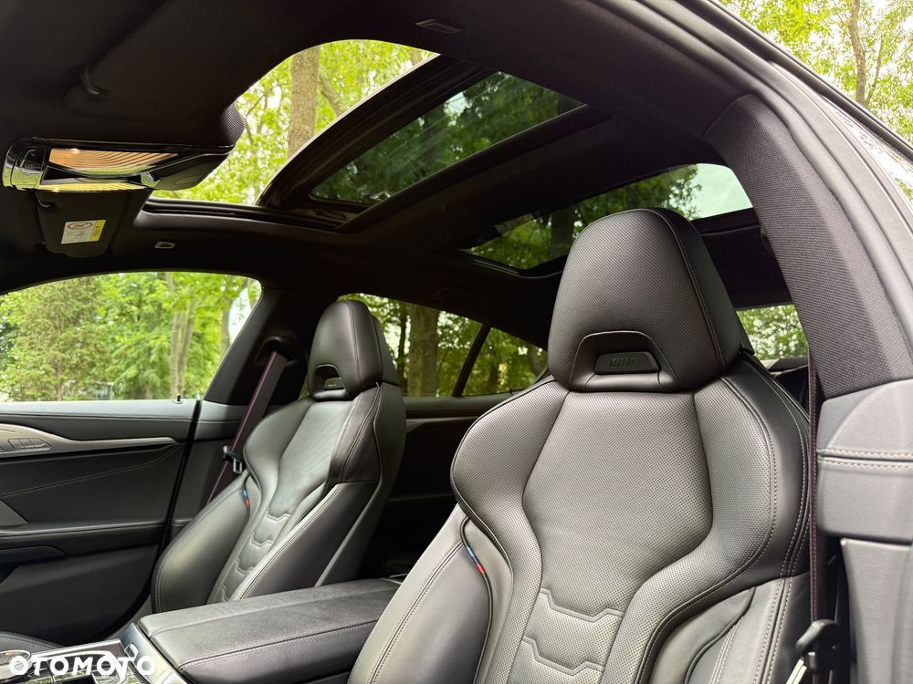 BMW Seria 8 - 31