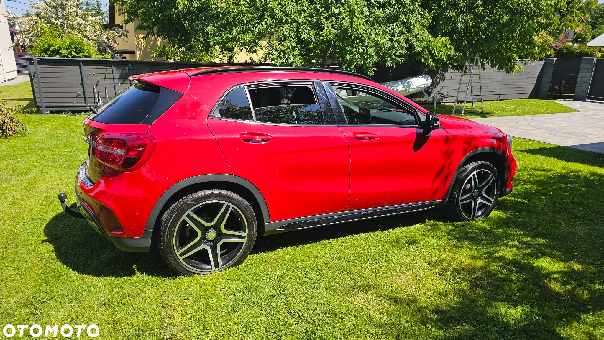 Mercedes-Benz GLA - 4