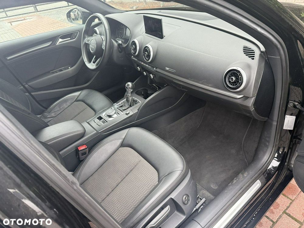 Audi A3 Sportback - 9