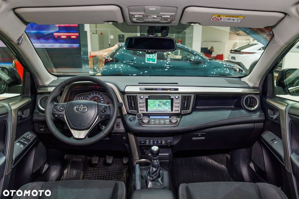 Toyota RAV4 2.0 D-4D 4x4 - 10