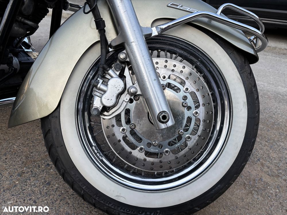 Yamaha XVS 1100 V-Star Classic - 15