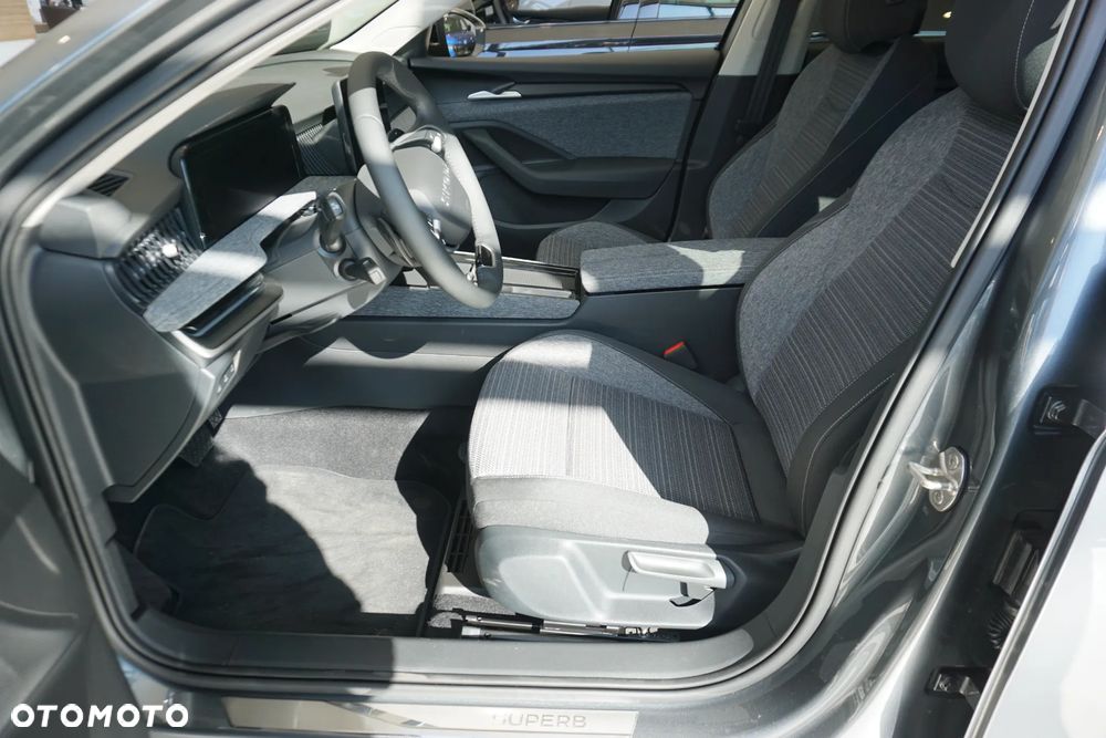 Skoda Superb 1.5 TSI mHEV Drive DSG - 7