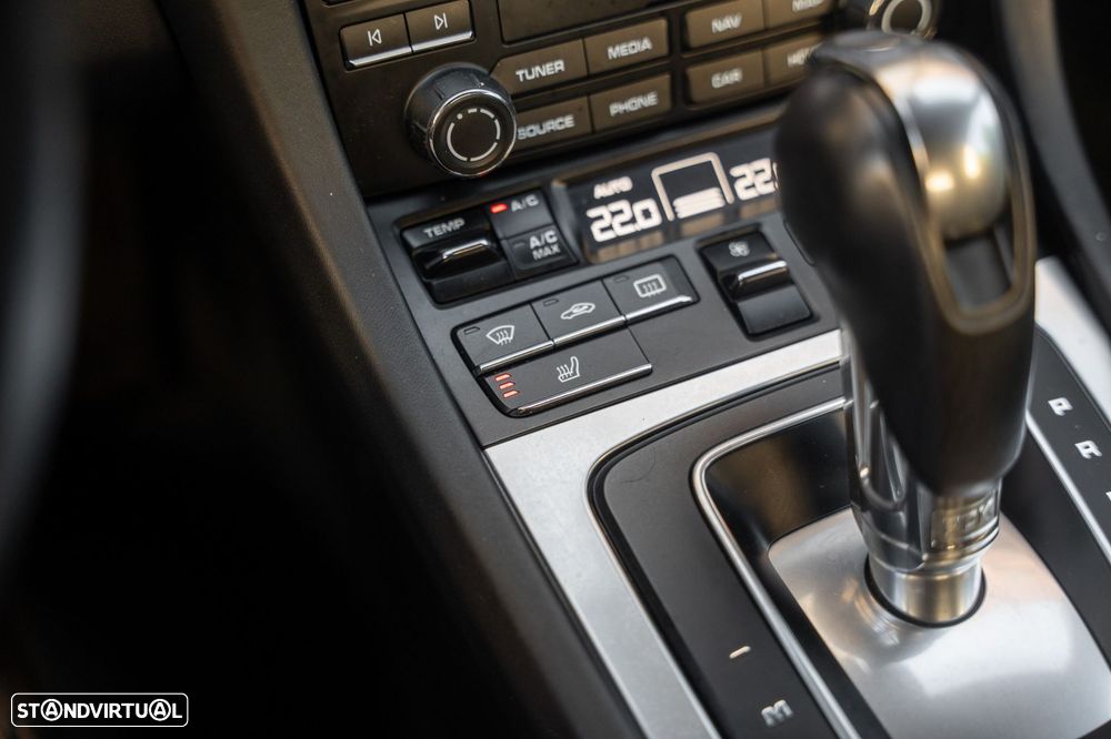 Porsche 911 (991) Carrera 4 S PDK - 19