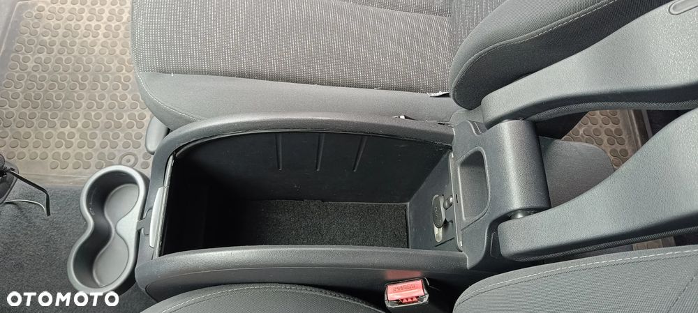 Renault Grand Scenic 2.0 16V Exception - 21