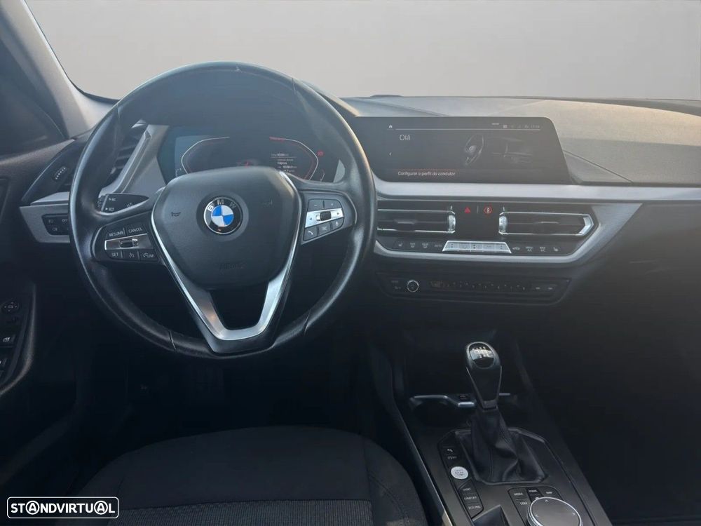 BMW 116 i Line Sport - 14