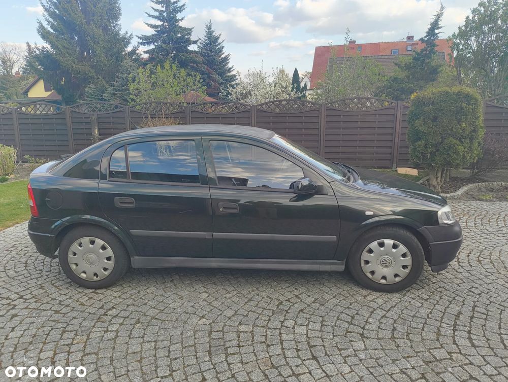 Opel Astra 1.6 - 3