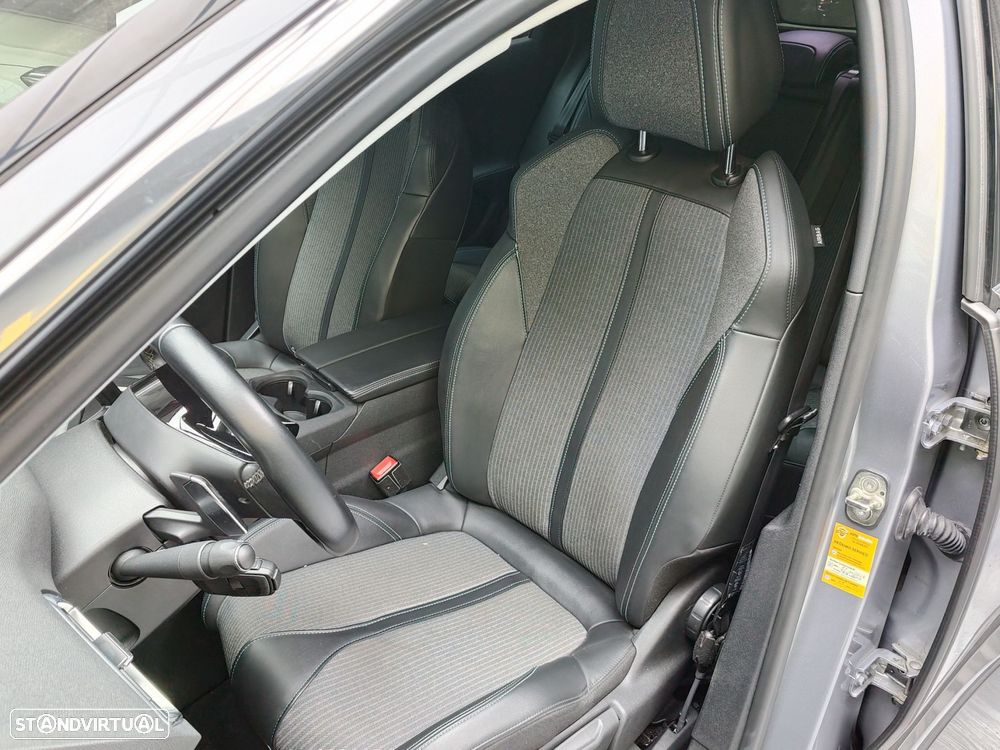 Peugeot 3008 1.6 Hybrid Allure Pack e-EAT8 - 17