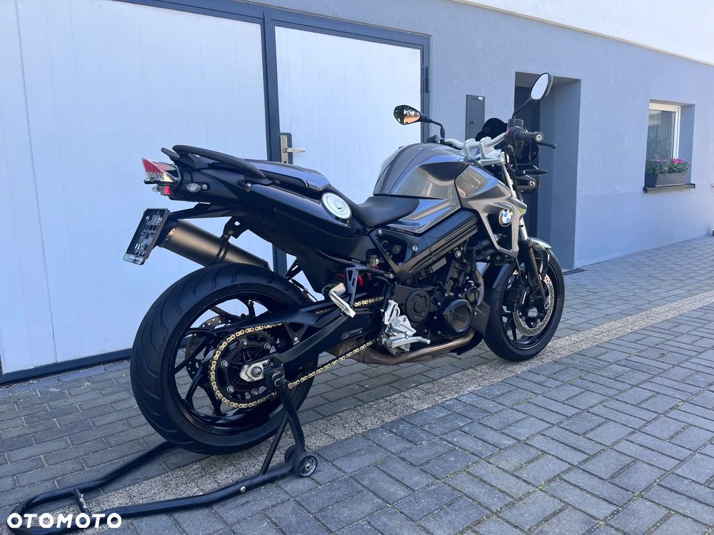 BMW F - 4