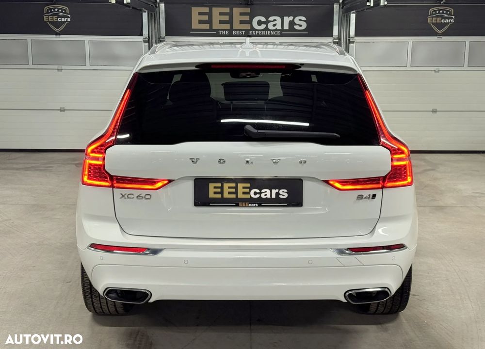 Volvo XC 60 B4 MHEV AT8 AWD Inscription - 27