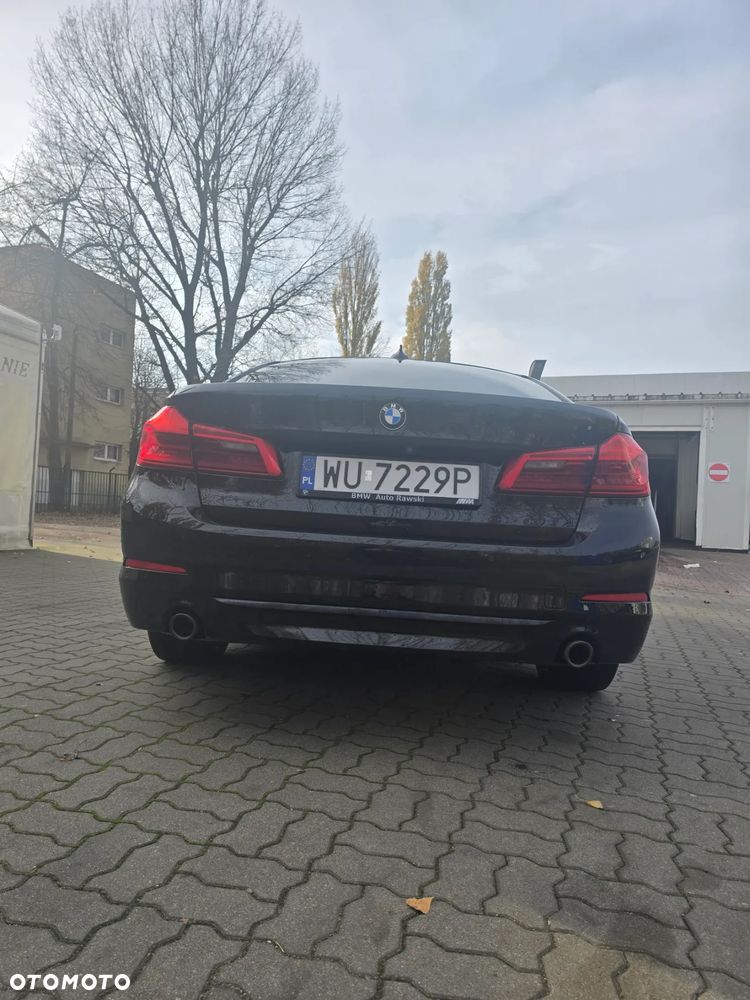 BMW Seria 5 518d - 4