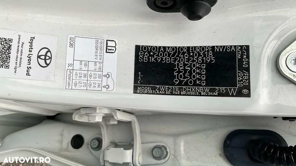 Toyota Corolla 1.8 HSD Dynamic - 39