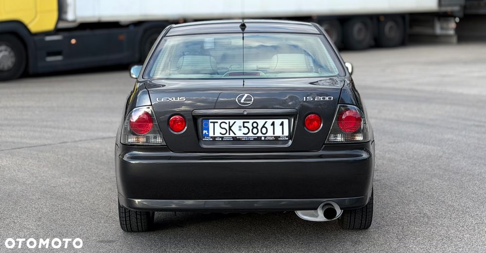Lexus IS 200 Prestige - 17