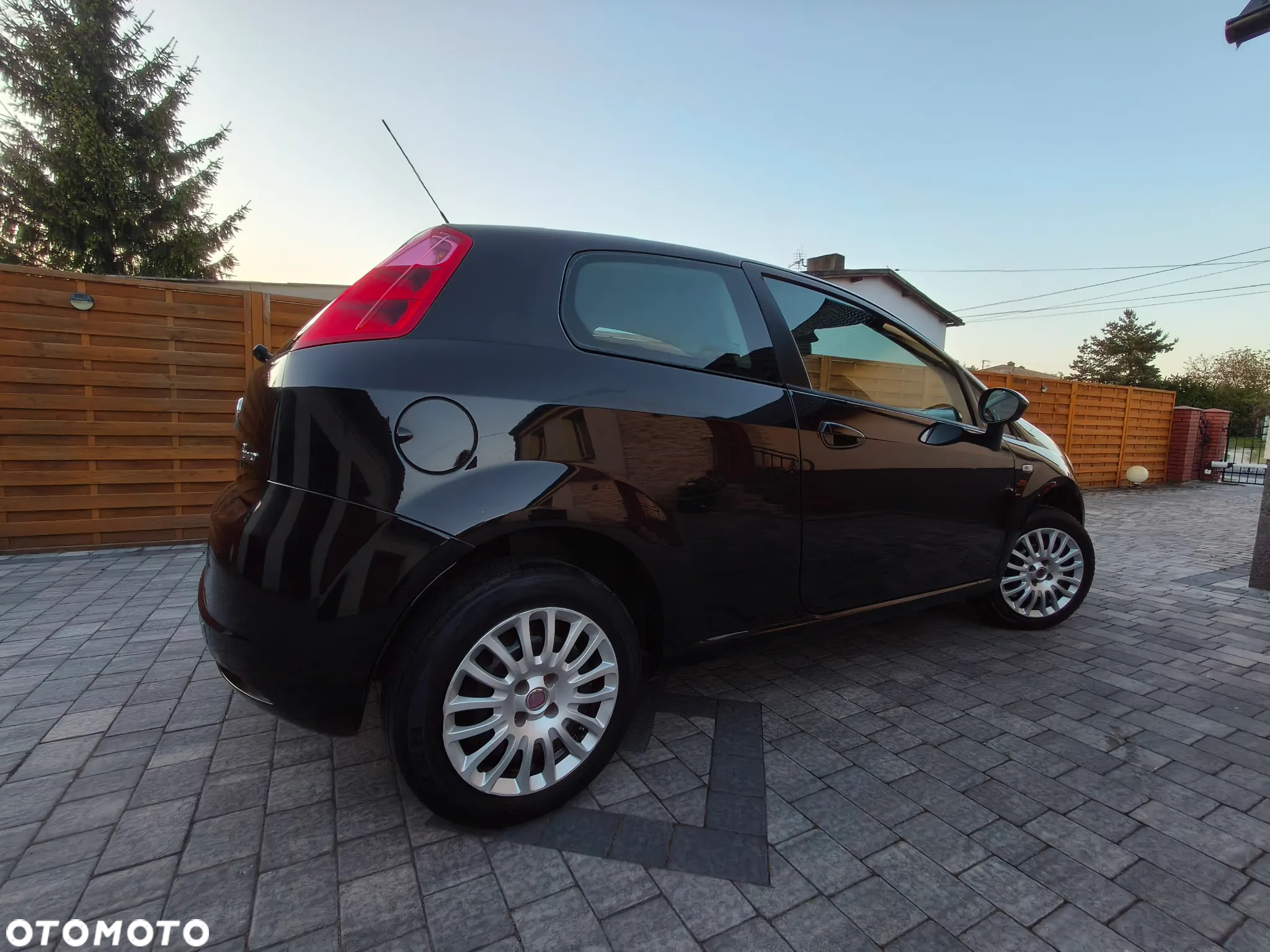 Fiat Punto 1.4 Easy S&S - 14