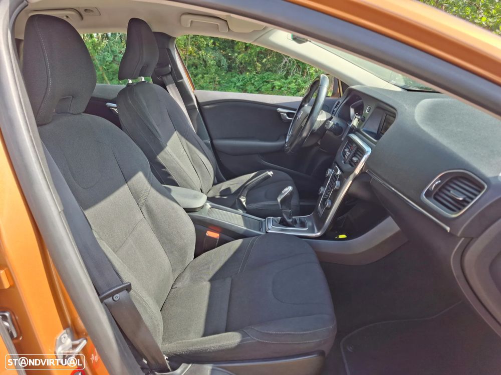Volvo V40 1.6 D2 Volvo Ocean Race - 11