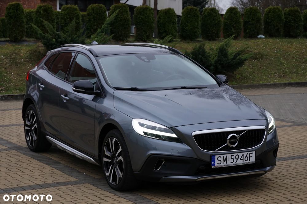 Volvo V40 Cross Country D2 Momentum - 4