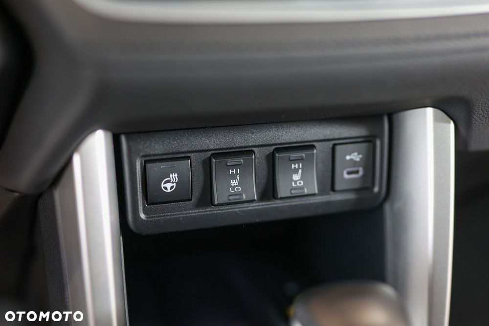 Toyota Corolla Cross 2.0 Hybrid Executive AWD - 36
