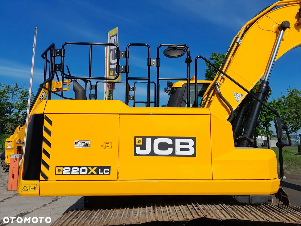 JCB 220x js220 2018R - 18