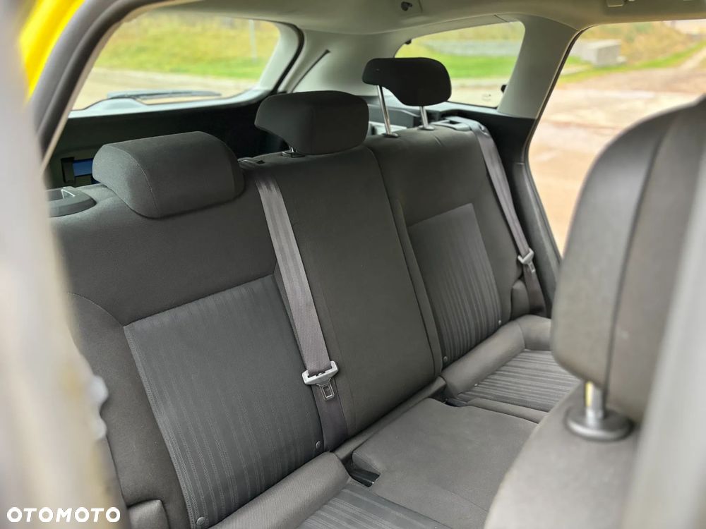 Opel Astra - 9