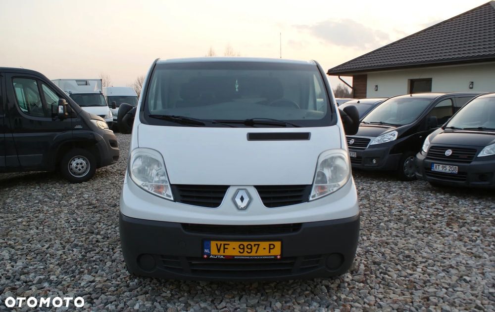 Renault Trafic - 2