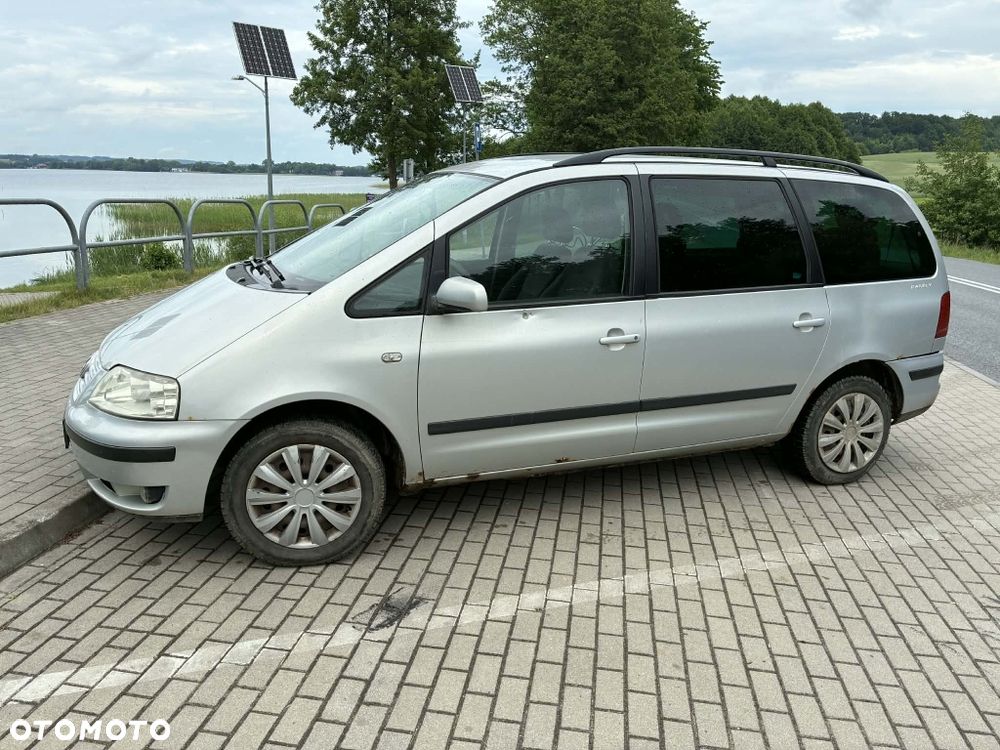 Volkswagen Sharan - 3