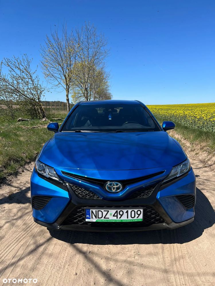 Toyota Camry - 13