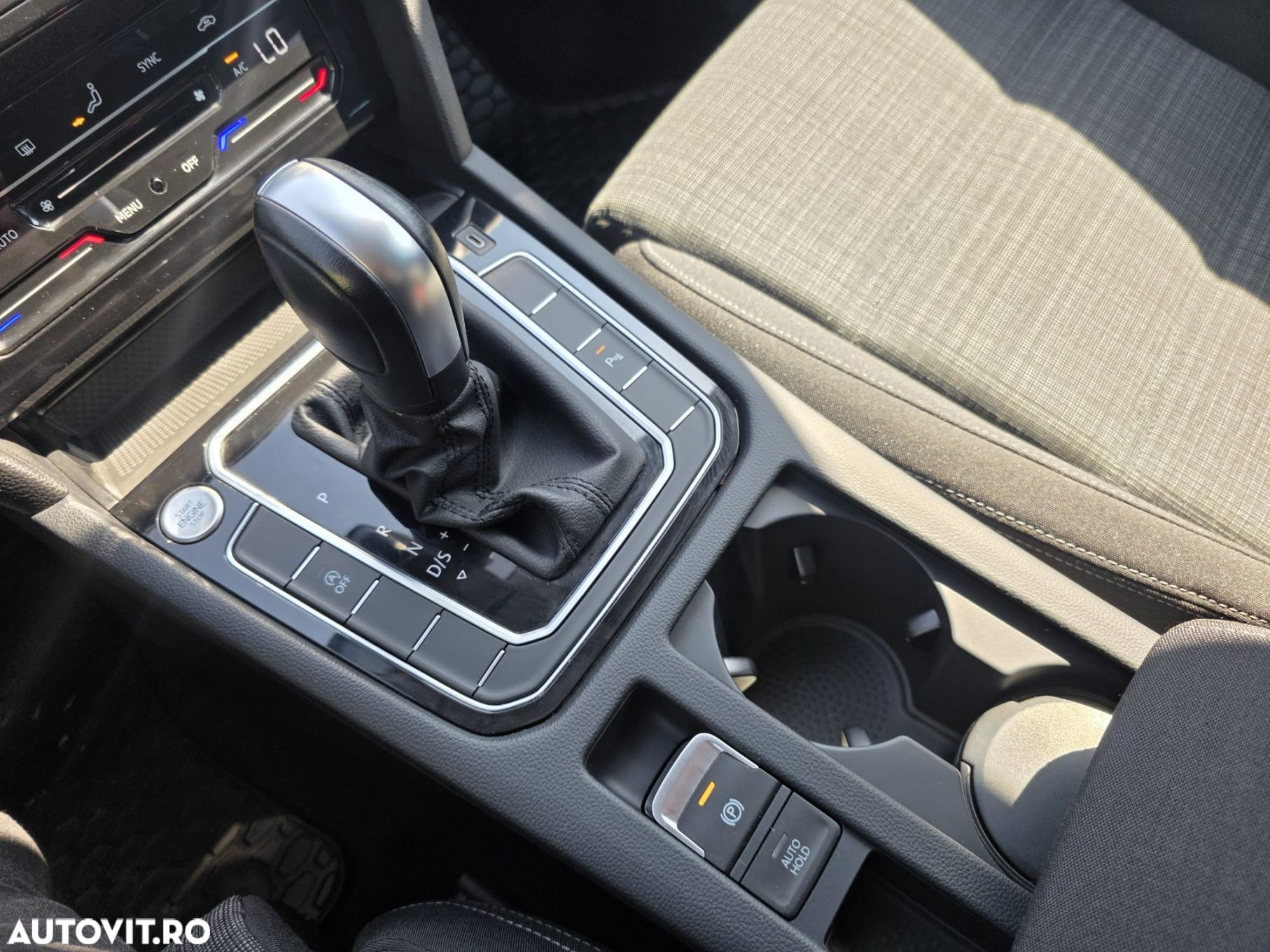 Volkswagen Passat - 18