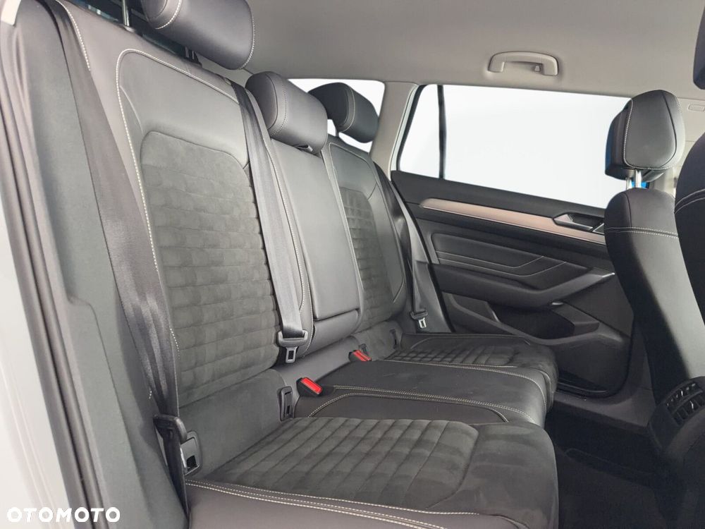 Volkswagen Passat Variant - 19