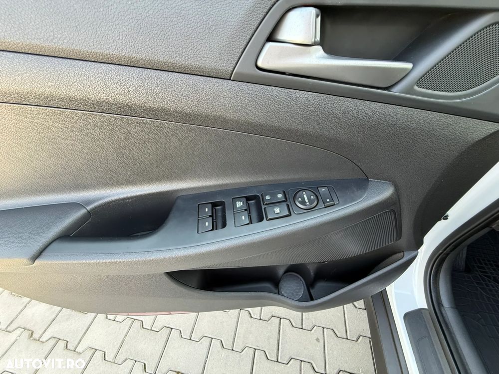 Hyundai Tucson 1.6 GDI 2WD Style - 27