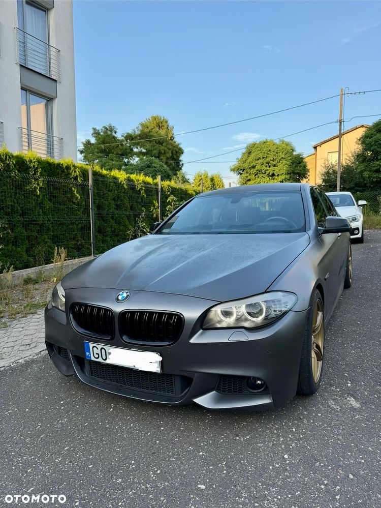BMW Seria 5 528i xDrive - 1