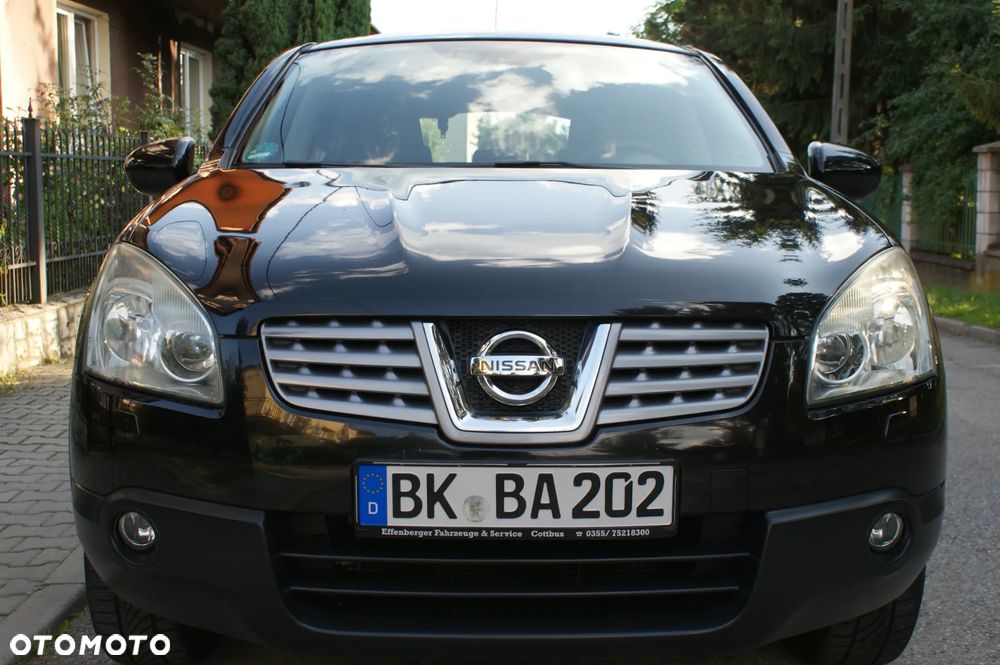 Nissan Qashqai - 2