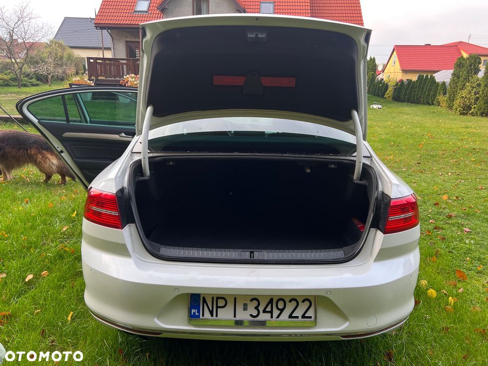 Volkswagen Passat 2.0 TDI BMT Highline DSG - 16