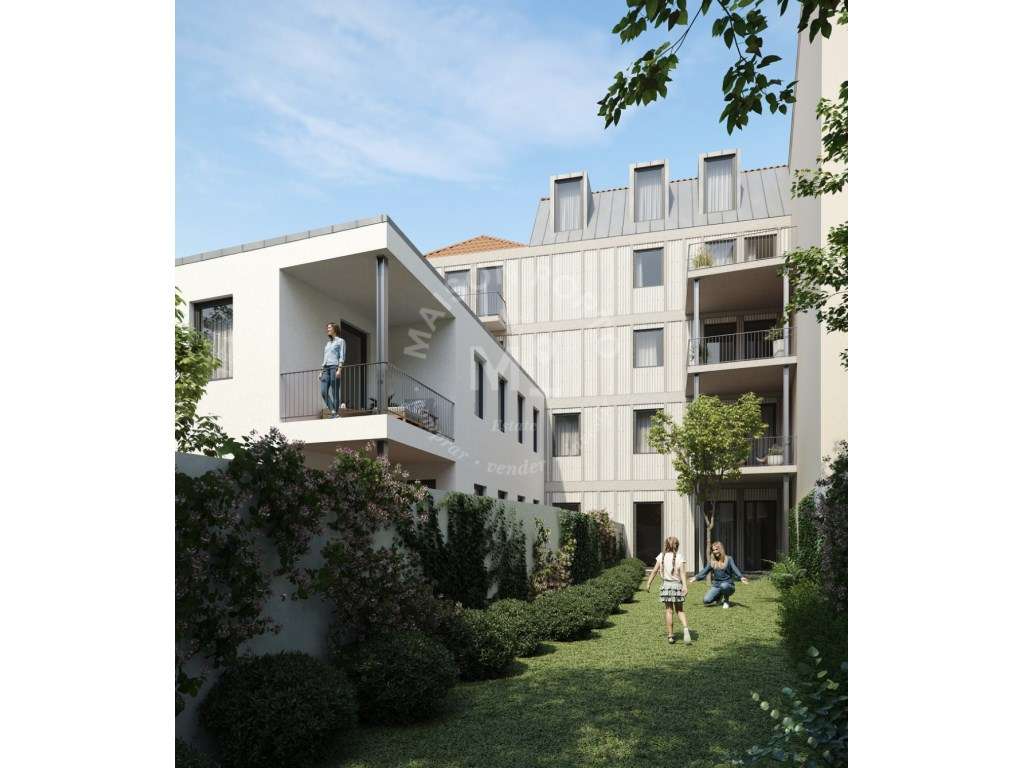 Apartamento T2+1 com Varanda e 1 Lugar de Garagem em Cedofeita, Porto - Grande imagem: 2/6