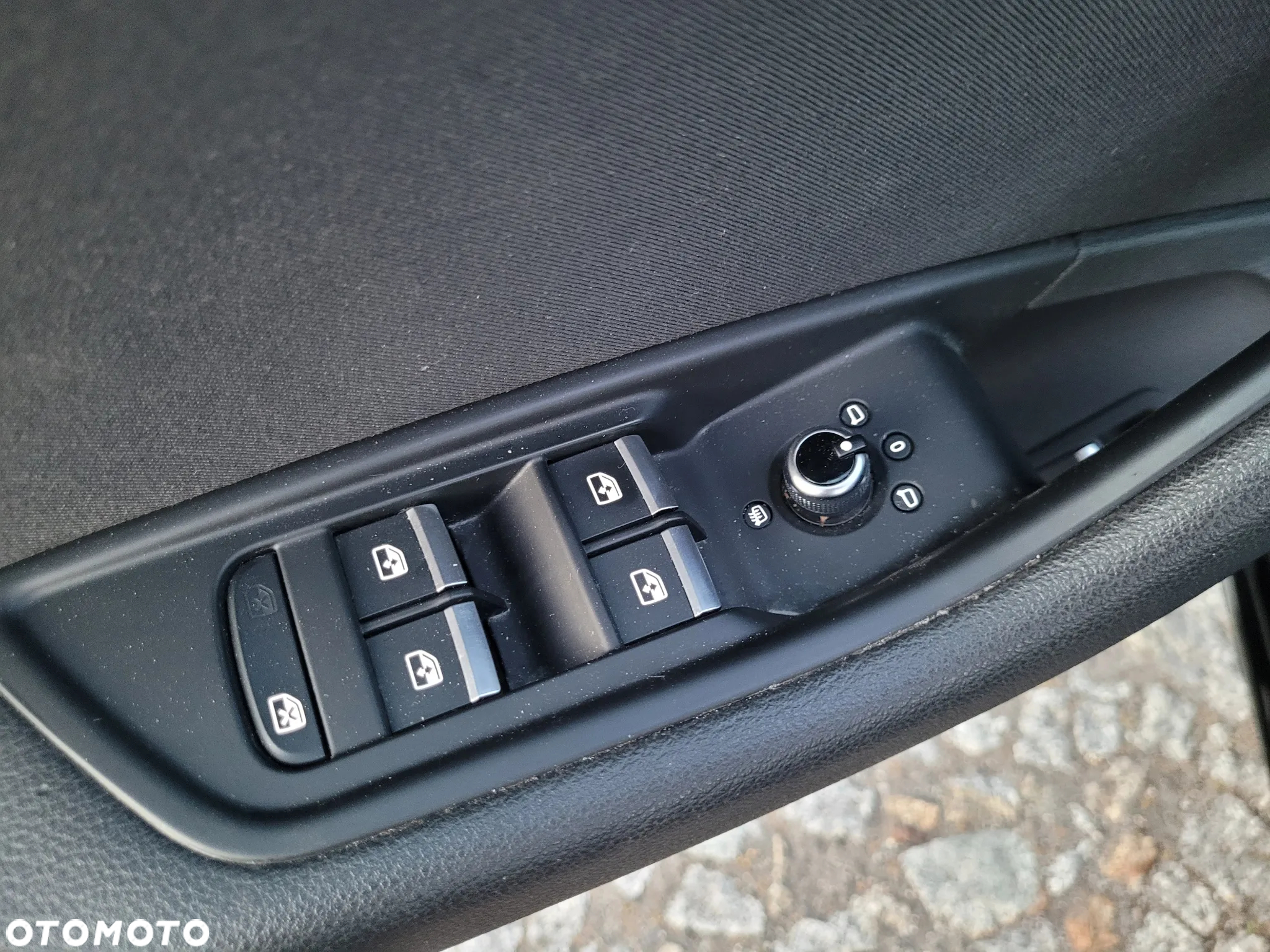 Audi A4 Avant 40 TFSI S tronic - 26