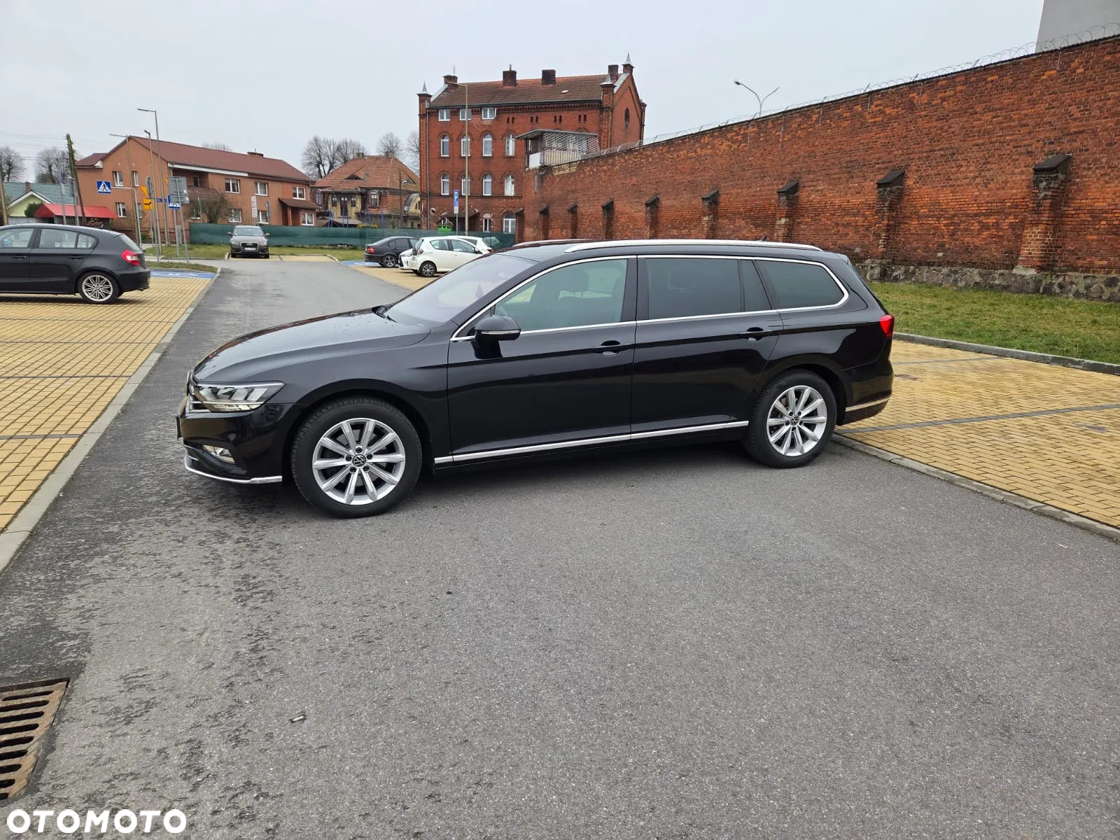 Volkswagen Passat 2.0 TDI EVO Business DSG - 2