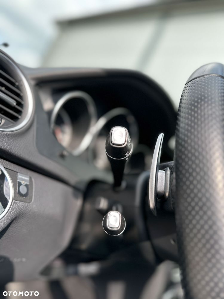 Mercedes-Benz Klasa C 63 AMG AMG SPEEDSHIFT MCT - 26