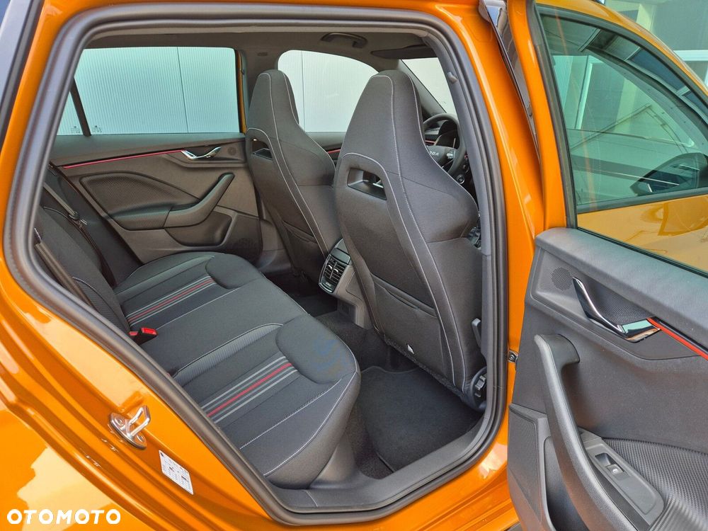 Skoda Kamiq 1.0 TSI Monte Carlo DSG - 13