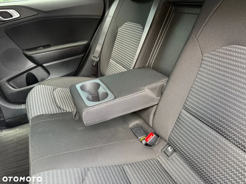 Kia XCeed 1.5 T-GDI M DCT - 14