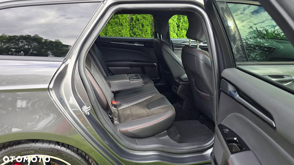 Ford Mondeo 2.0 EcoBlue ST-Line - 24