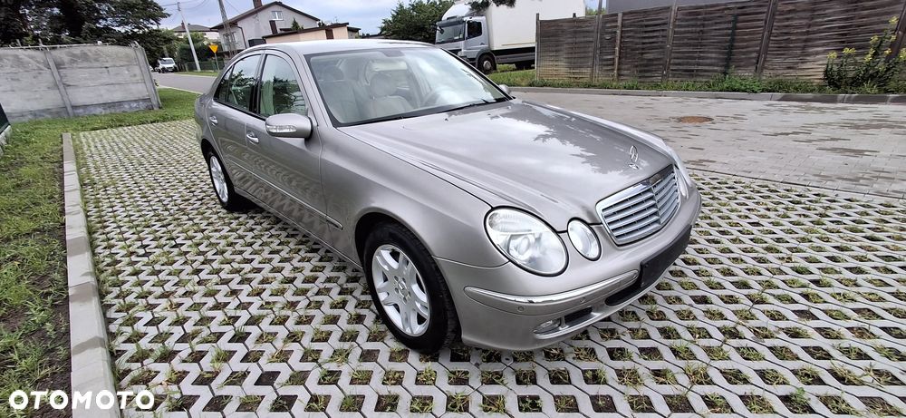 Mercedes-Benz Klasa E 350 4Matic Automatik Elegance - 3