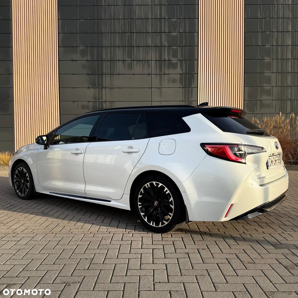 Toyota Corolla 2.0 Hybrid GR Sport - 3