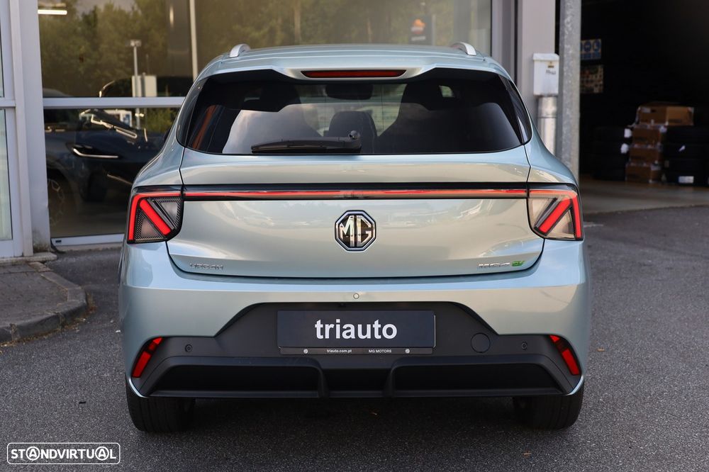 MG MG4 Urban 54 kWh Premium - 4