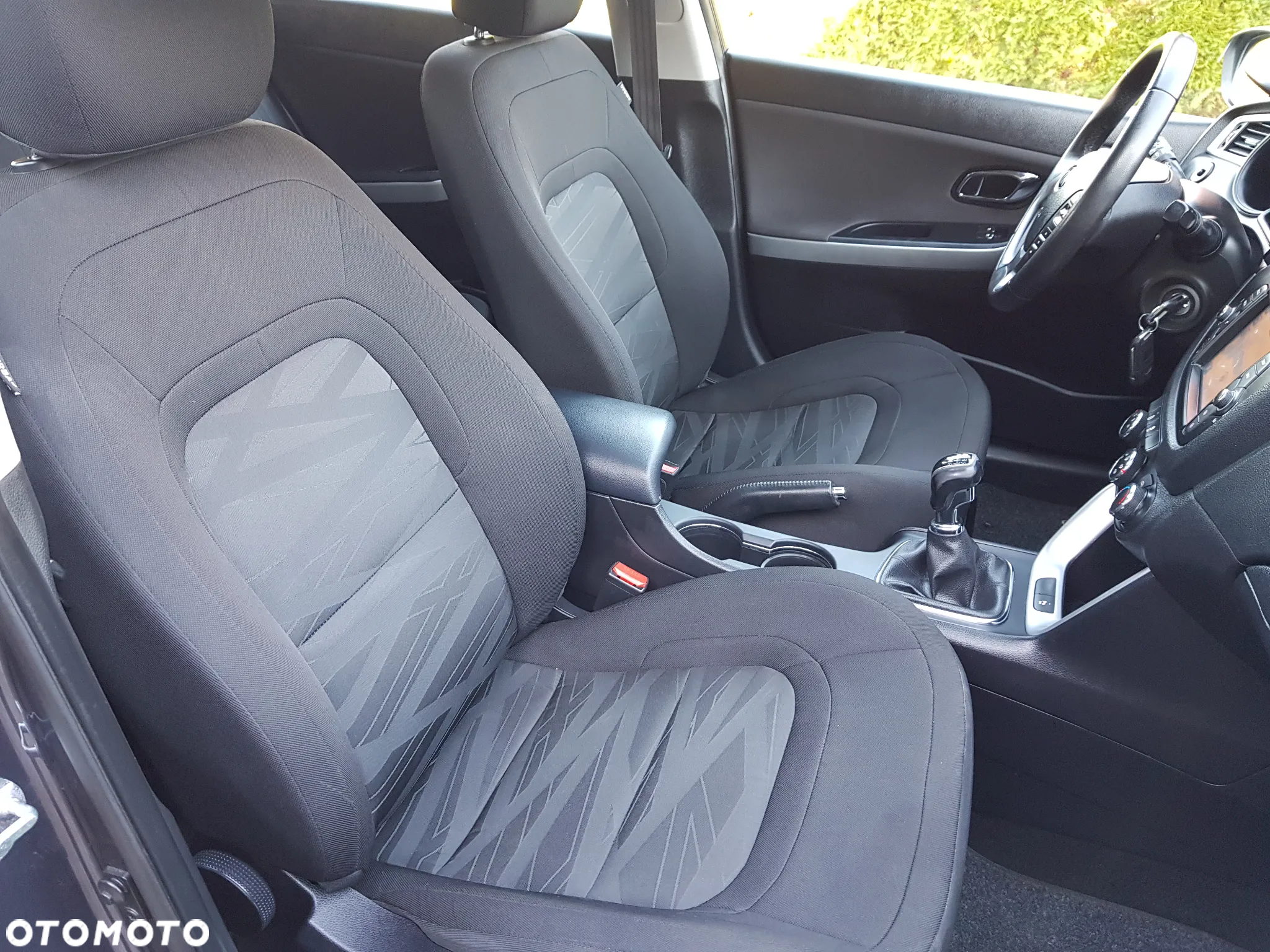 Kia Ceed 1.6 GDI Dream-Team Edition - 26