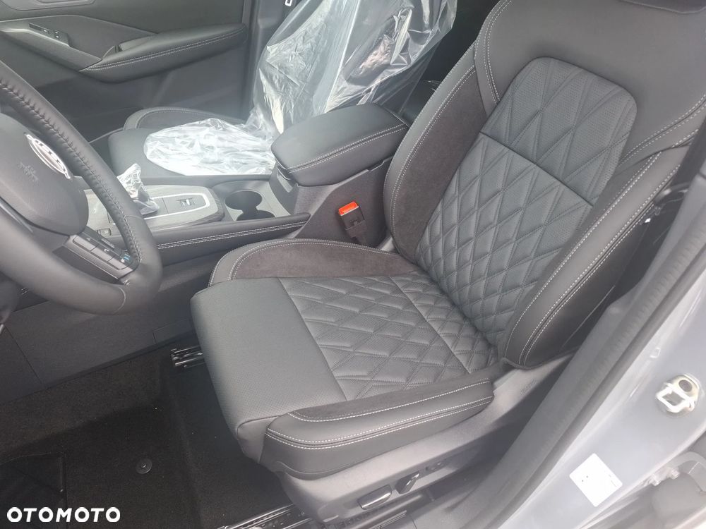 Nissan Qashqai 1.3 DIG-T MHEV Tekna+ Xtronic - 6