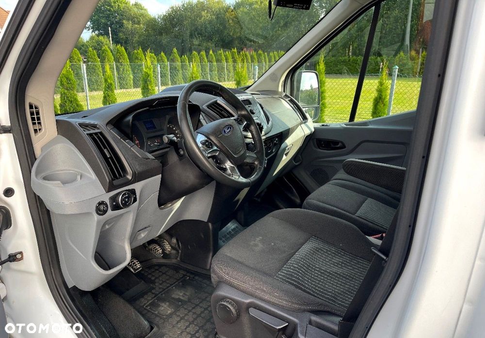 Ford Transit - 10