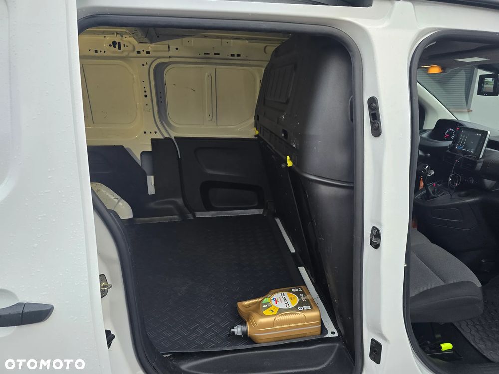 Peugeot Partner - 23