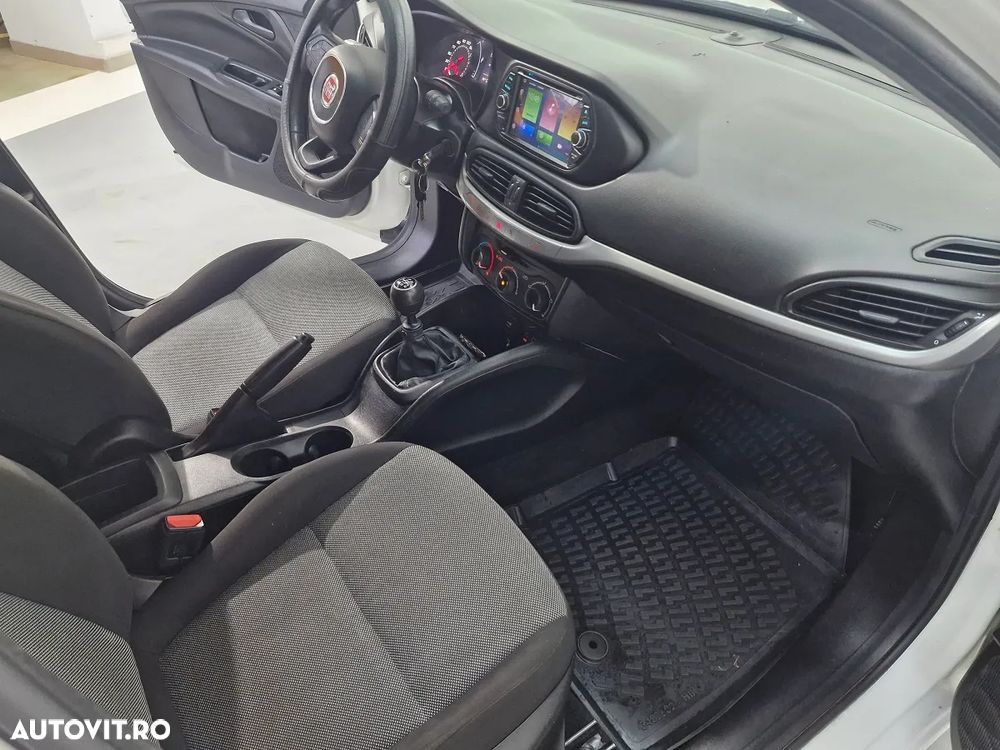 Fiat Tipo 1.4 Easy - 11