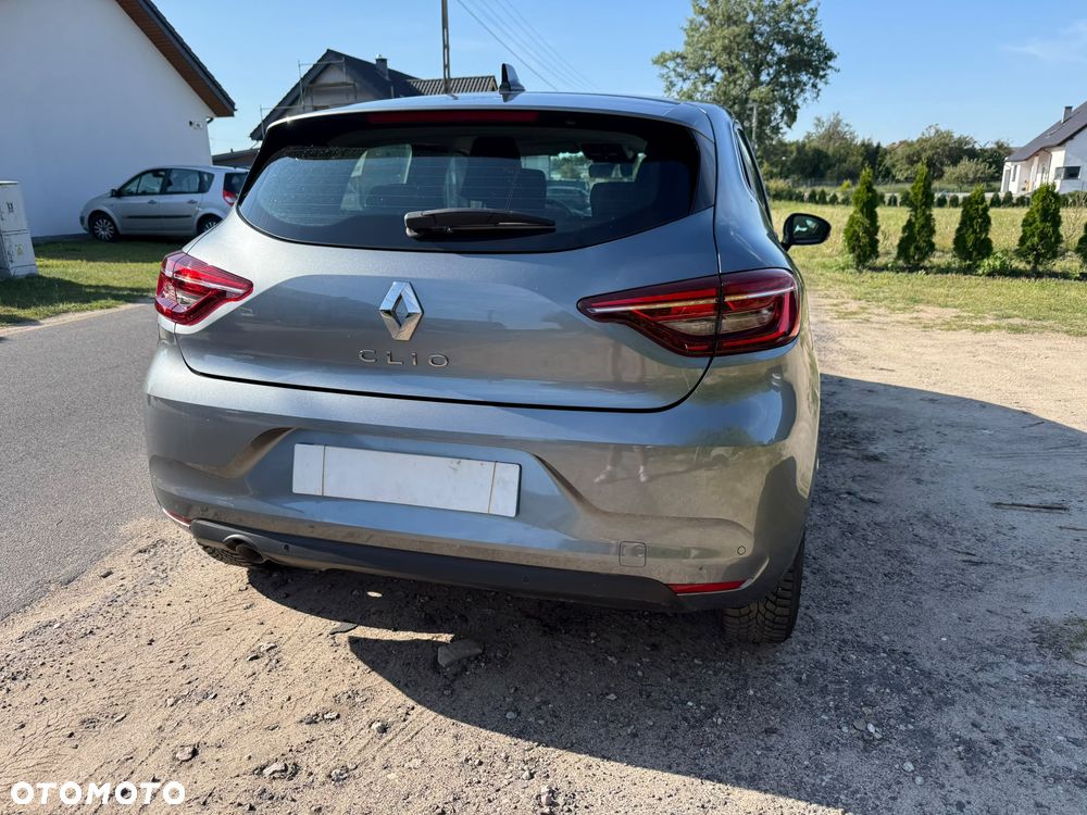 Renault Clio TCe 100 BUSINESS EDITION - 26