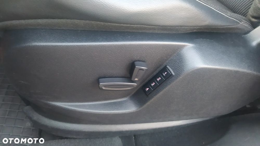 Ford S-Max 2.2 TDCi DPF Durashift-6-tronic Titanium X - 24