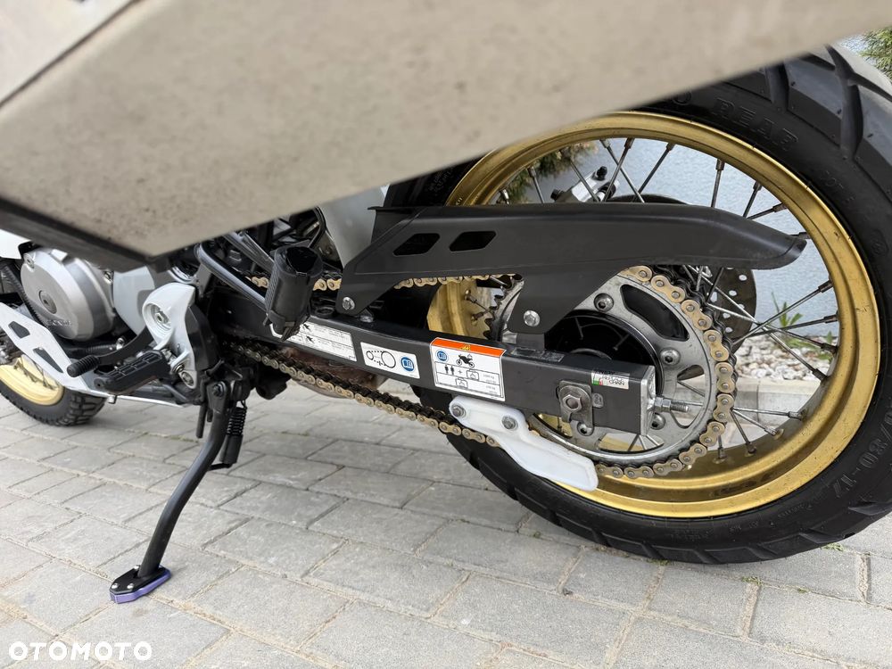 Honda XL - 27